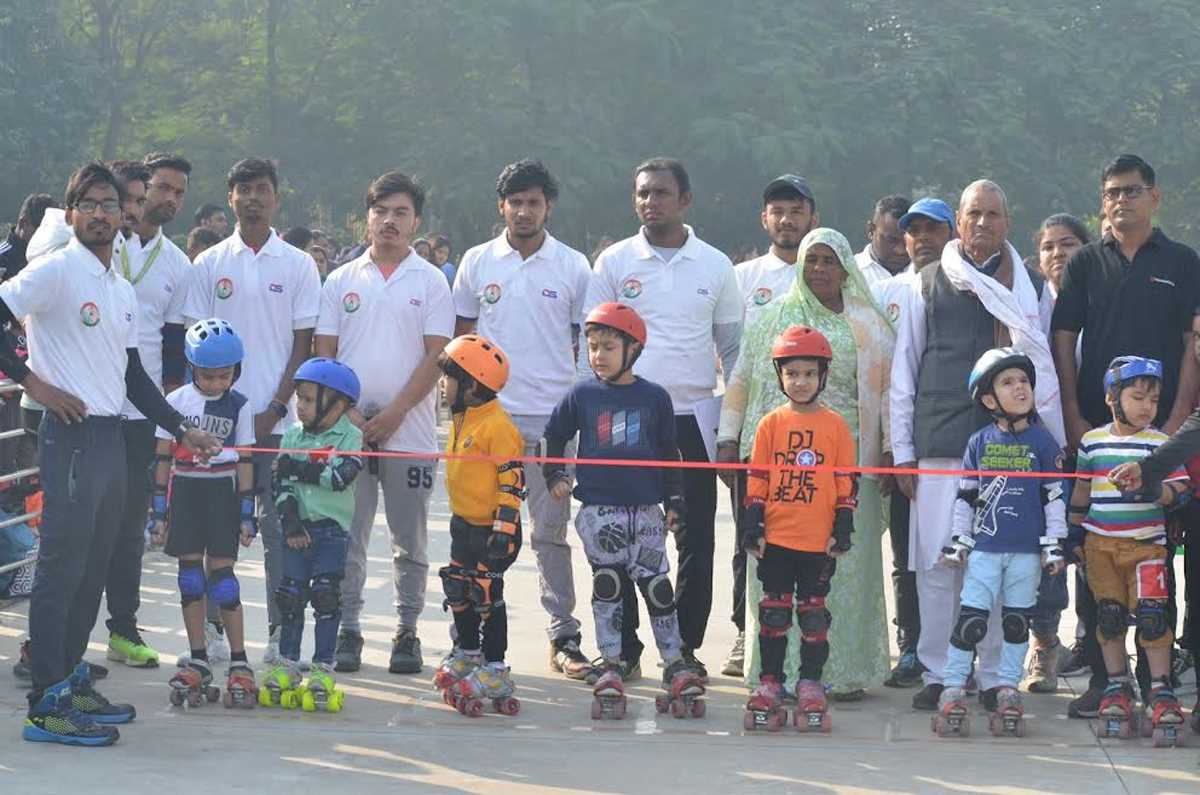 मोटिवेशनल रोलर स्केटिंग चौम्पियनशिप में खिलाड़ियों ने किया प्रदर्शन